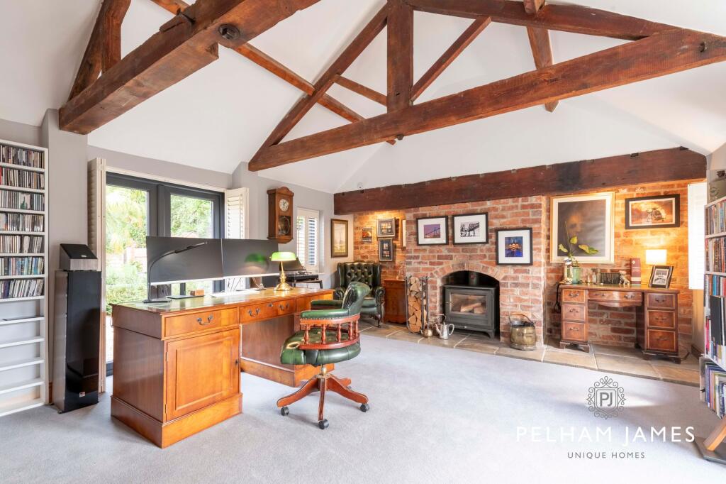 House in Nottingham - View 5