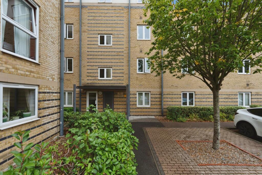 Main image of property: Modena Mews, Watford