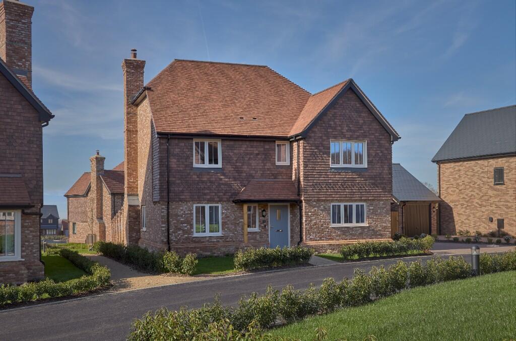 Main image of property: View Road, 
Cliffe Woods, 
Rochester, 
ME3 8JQ