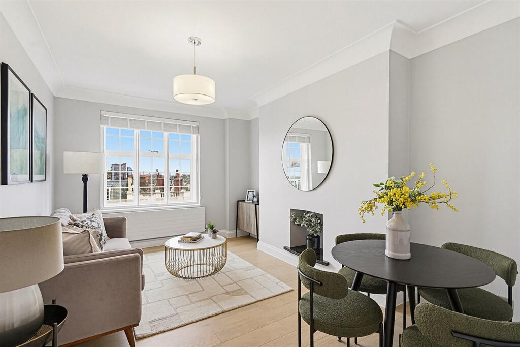 Main image of property: 2 bedroom 2nd Floor and Above Flat in Stafford Court