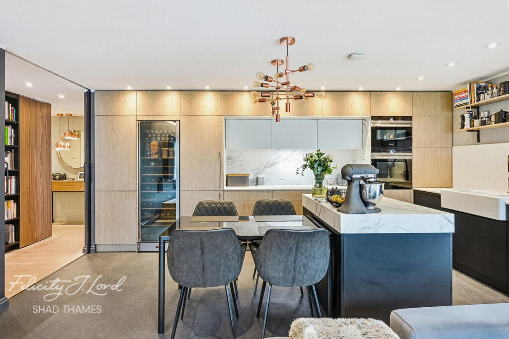 Main image of property: Paradise Street, SE16