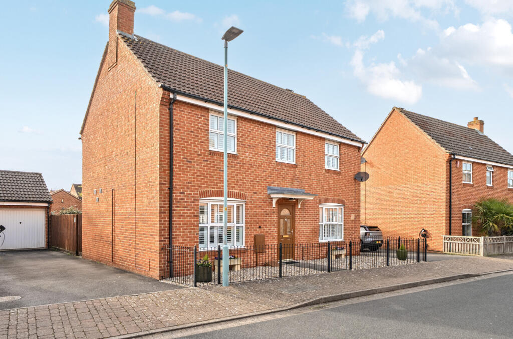 Main image of property: Thatcham Road, Walton Cardiff, Tewkesbury