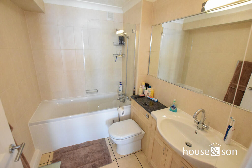 Additional image 13 of Solent Pines, 29 Manor Road, East Cliff, Bournemouth, Dorset, BH1