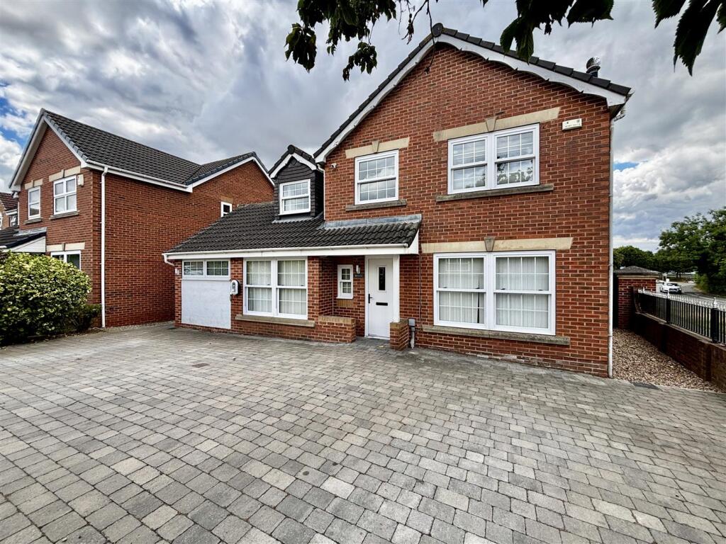 Main image of property: Silkstone Close, Garforth, Leeds