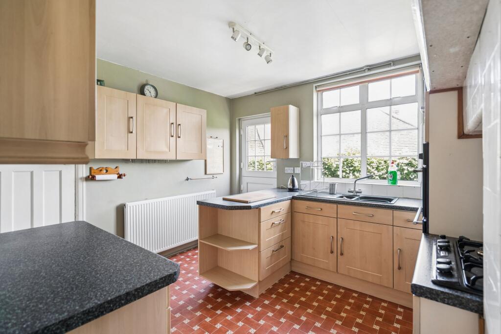 House in Watford - View 3