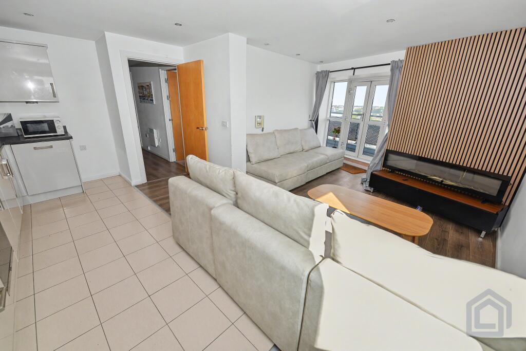 Apartment in Birmingham, West Midlands - View 3