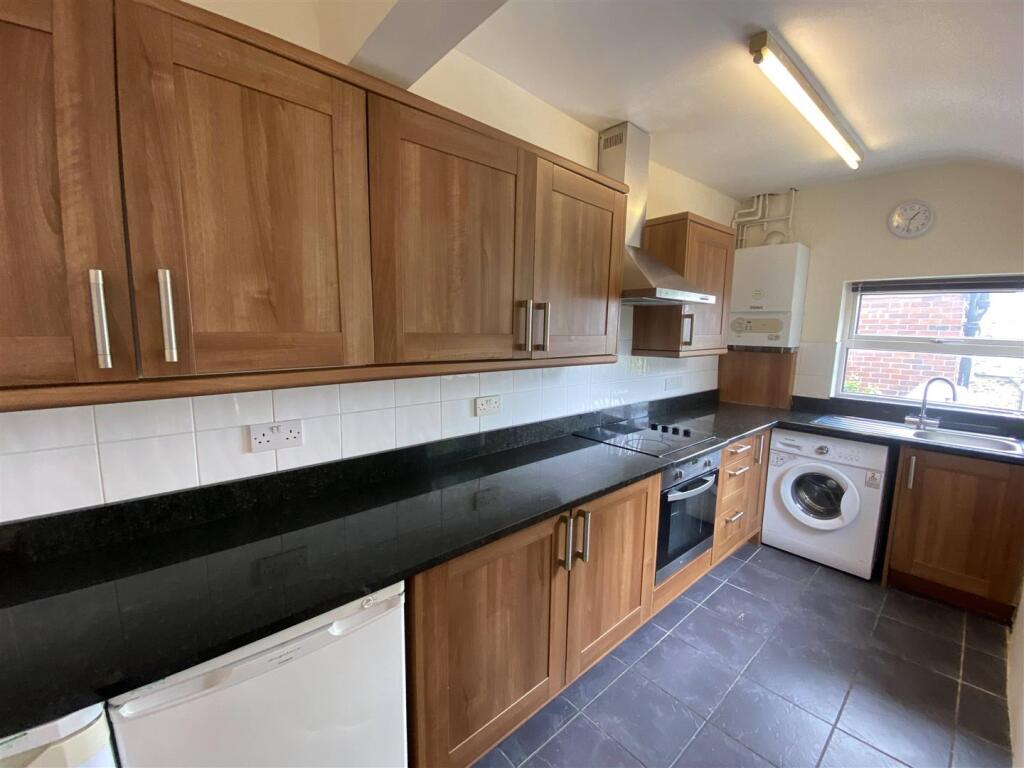 Main image of property: 126 Fulton Road (3), Walkley