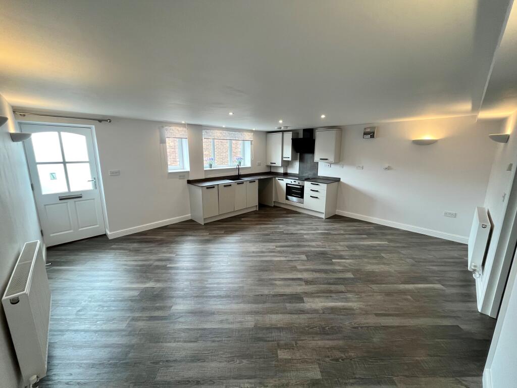 Apartment in Ipswich - View 2