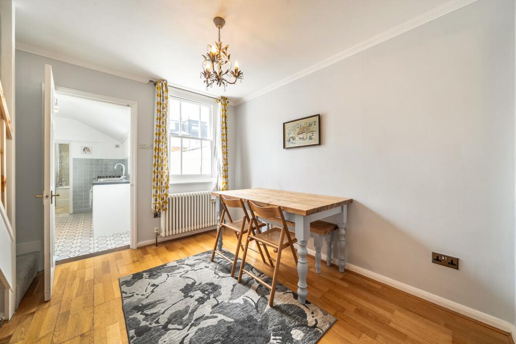 Howard Street, Thames Ditton, KT7 photo 4