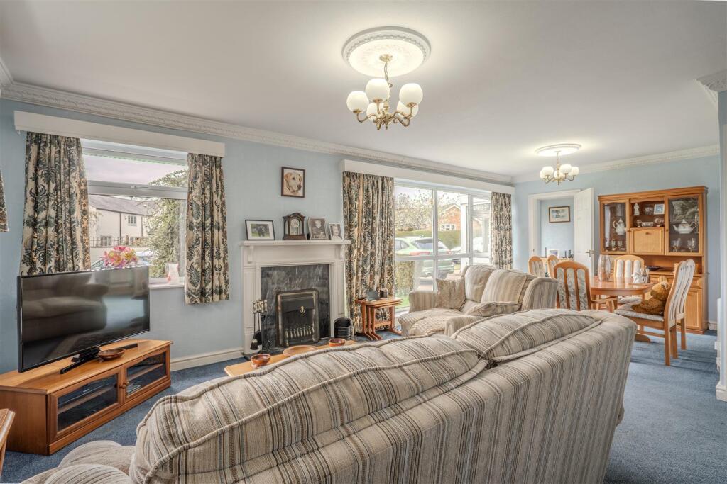 House in Harborough, Great Glen - View 3