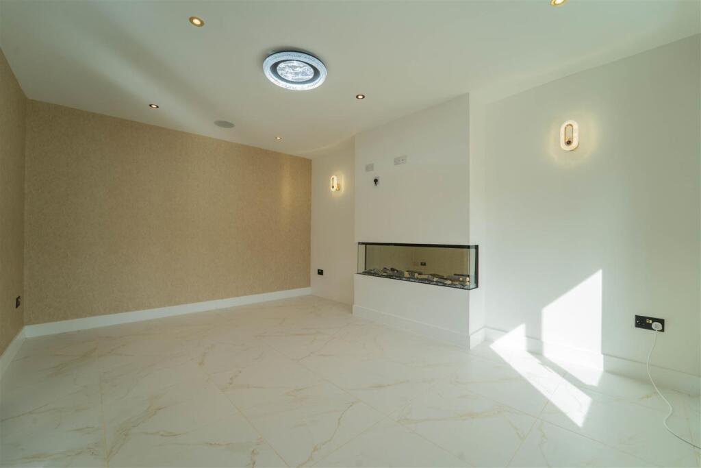House in Manchester - View 5