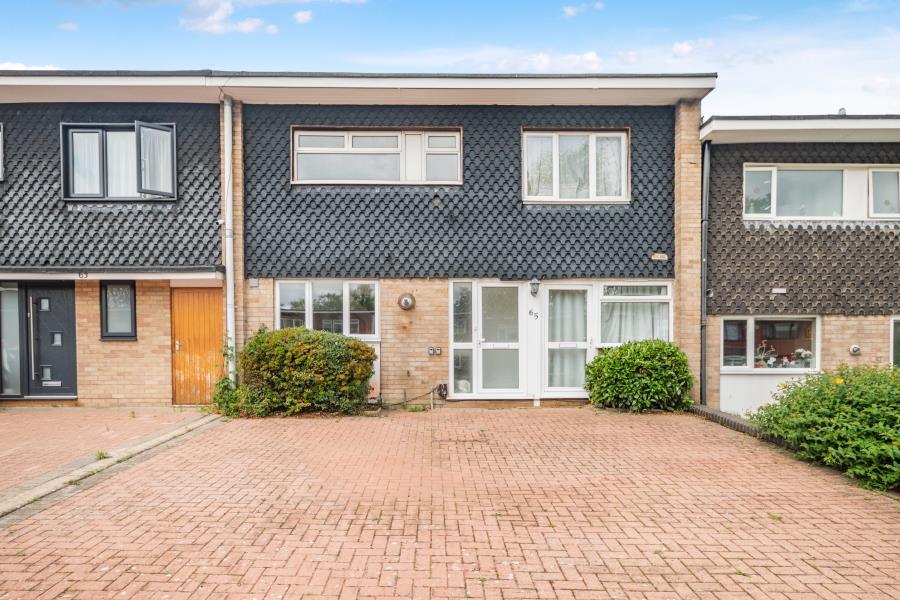 Main image of property: Valley Walk, Croxley Green
