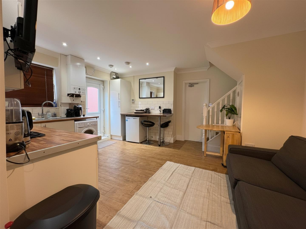 House in York - View 2