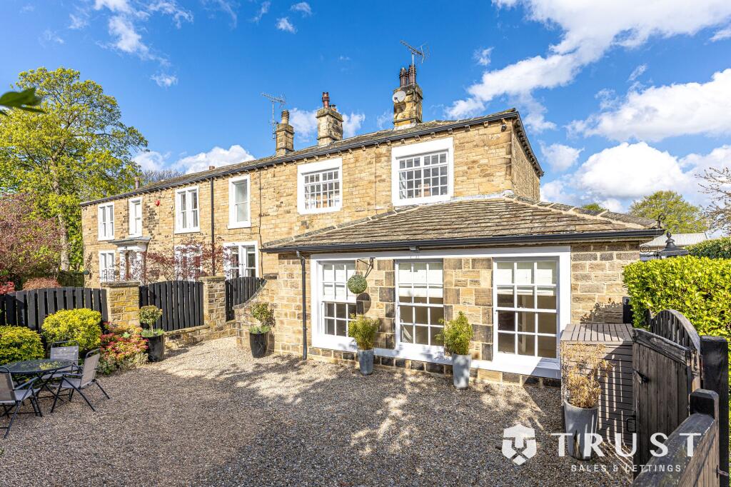 Main image of property: Roberttown Lane, Liversedge, WF15