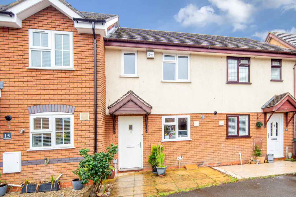 Main image of property: 17 Merganser Drive, Bicester, Oxfordshire OX26 6XT