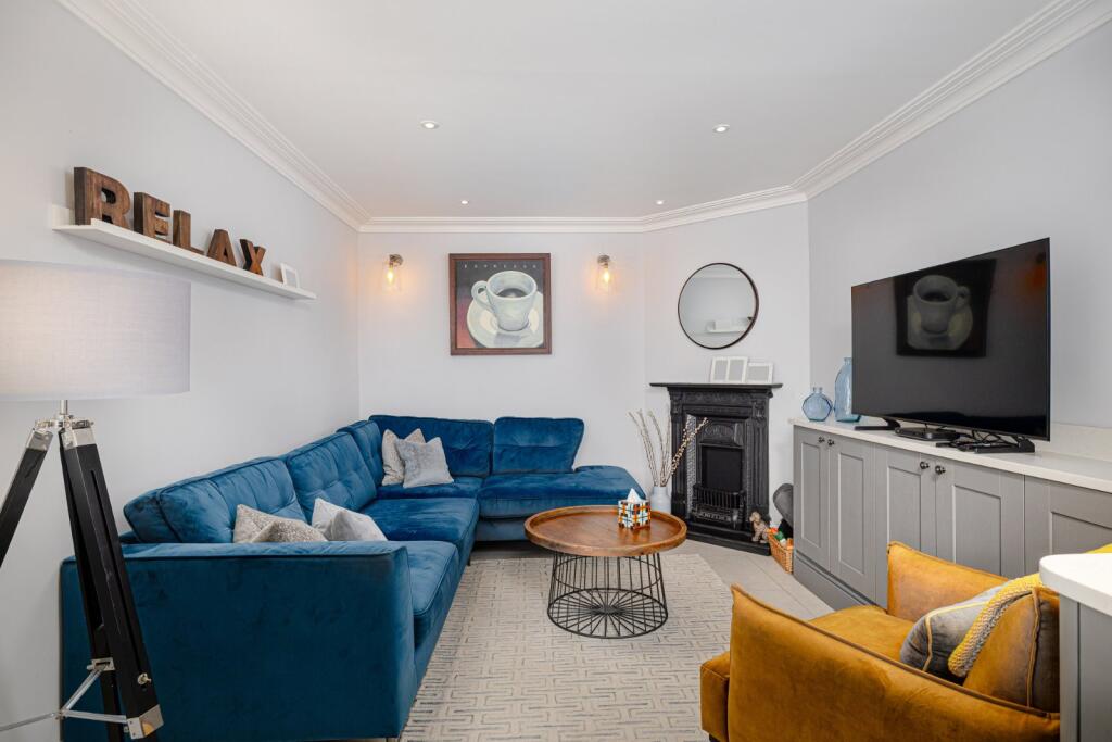 House in Bishop's Stortford, Hockerill - More