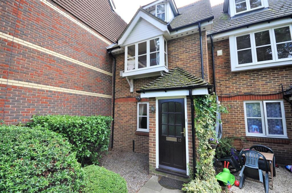 Main image of property: The Cloisters, St Mary's View, King Street, Watford