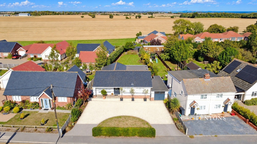 House in Kirby Cross, Frinton and Walton - View 4
