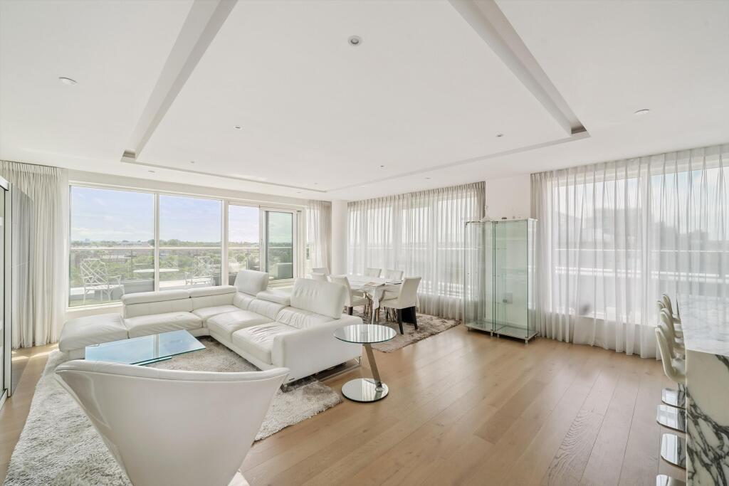 Apartment in London, Battersea Reach, Wandsworth - More