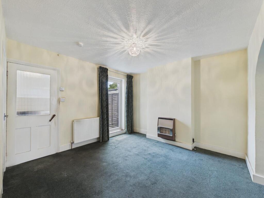 House in Tonbridge - More