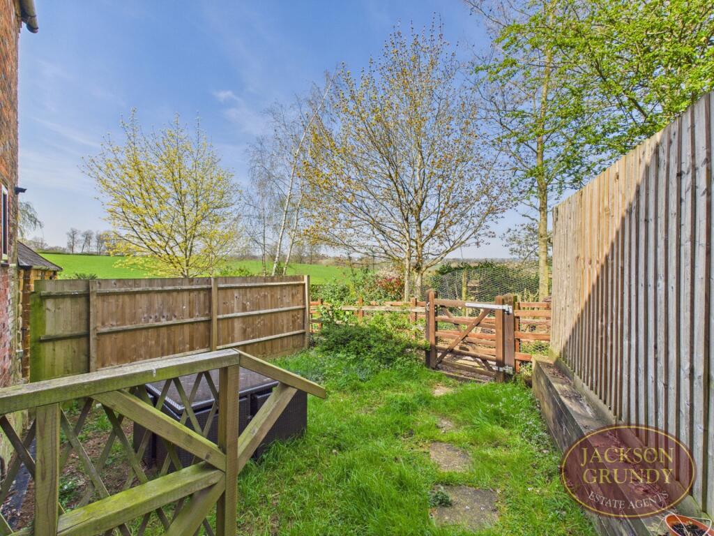 Holdenby Road, East Haddon, NN6 8JR photo 4