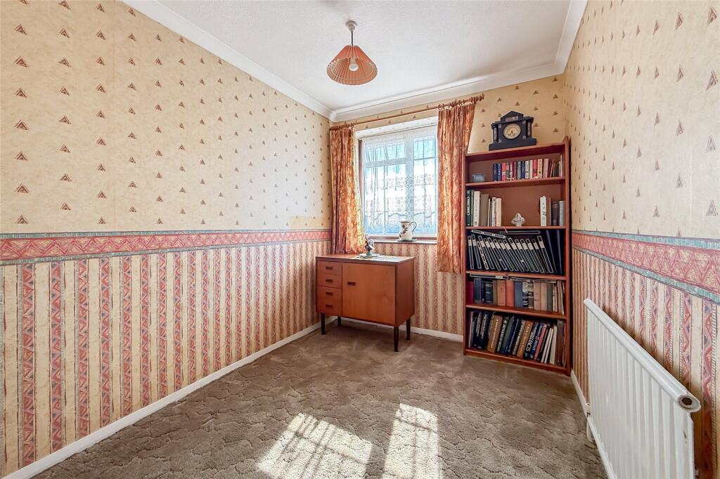 Additional image 10 of Sherwood Avenue, St. Albans, Hertfordshire, AL4