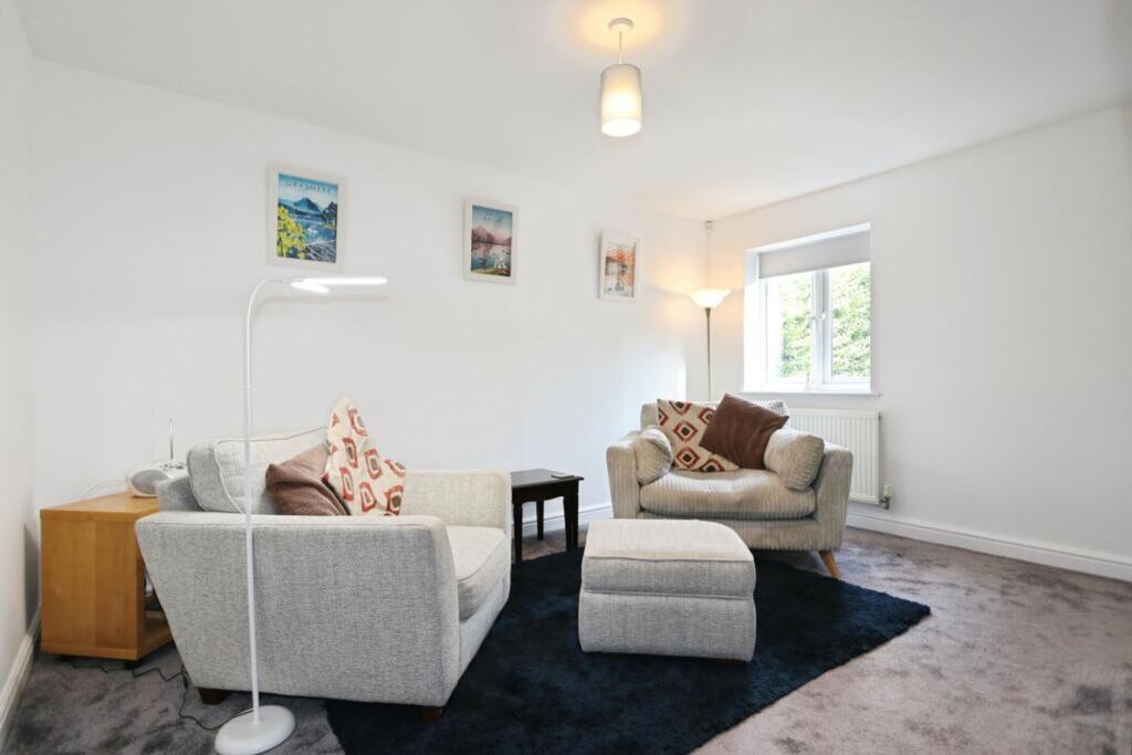 House in Derby - View 5