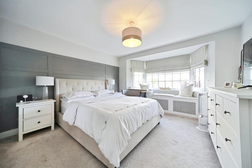 House in Bradford, Manywells Height, Cullingworth - View 4