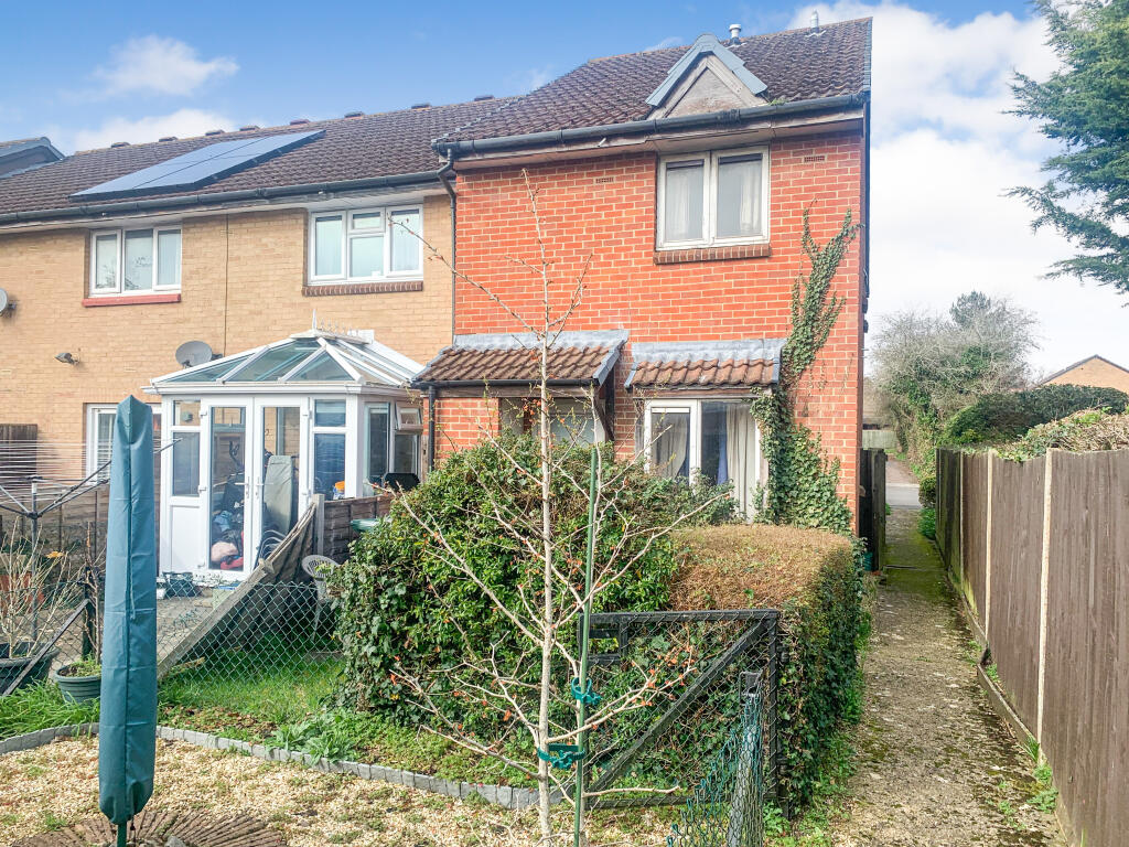 Main image of property: 18 Wilsdon Way, Kidlington, Oxfordshire, OX5