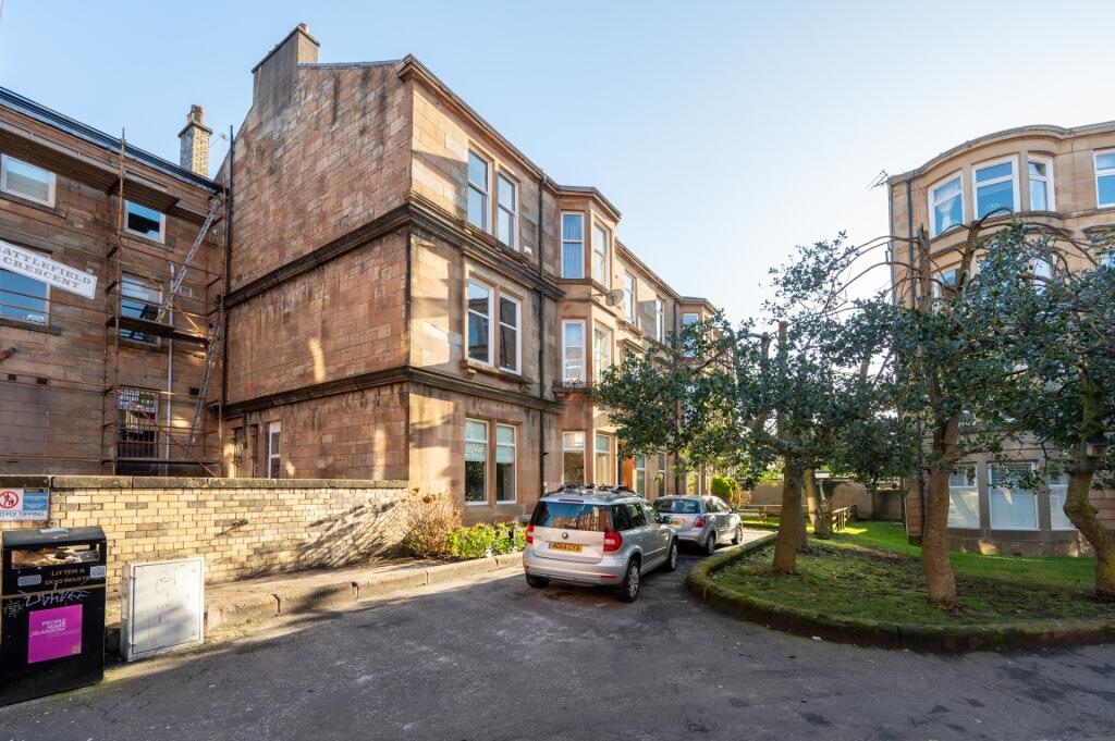 Main image of property: Battlefield Crescent, Flat 2-1, Mount Florida, Glasgow, G42 9JS