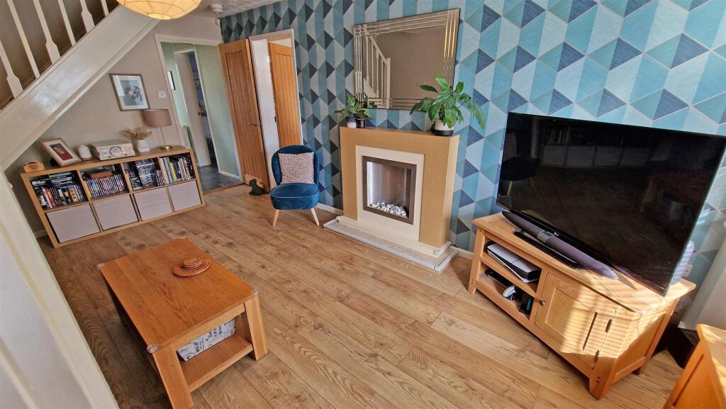 Windrush Drive, Hinckley - View 2