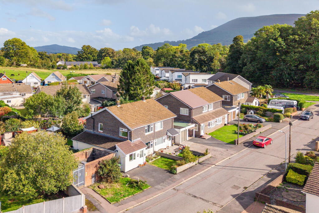 Main image of property: Kennelwood, Gilwern