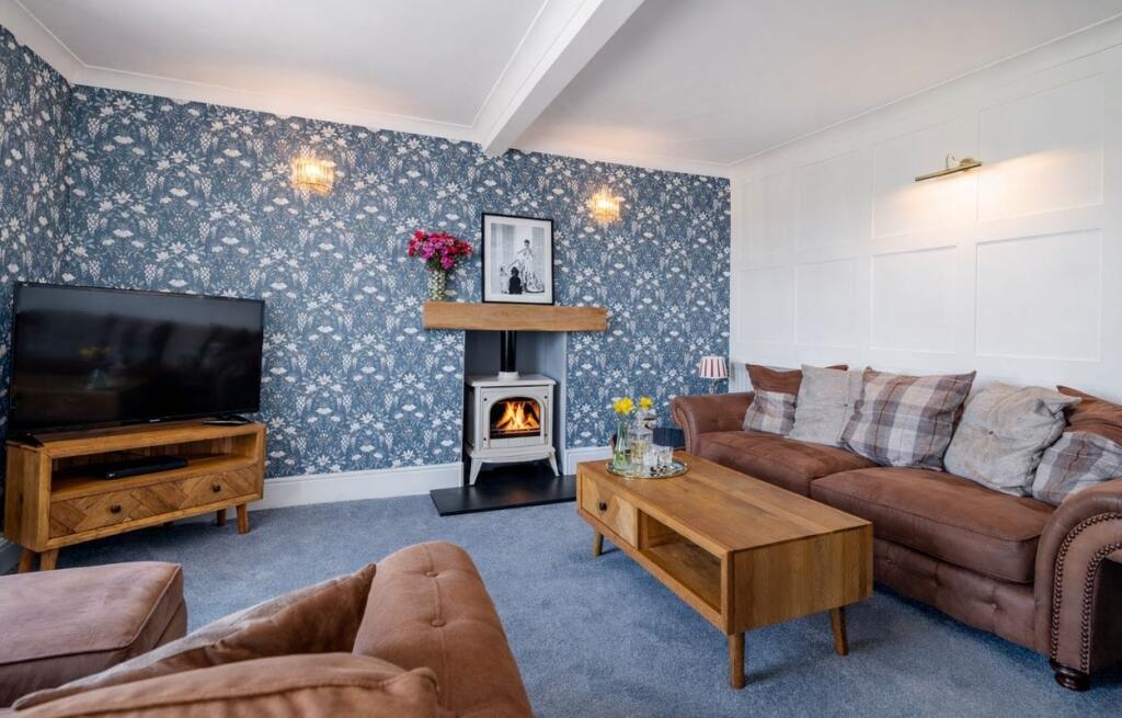 House in Swansea - View 2