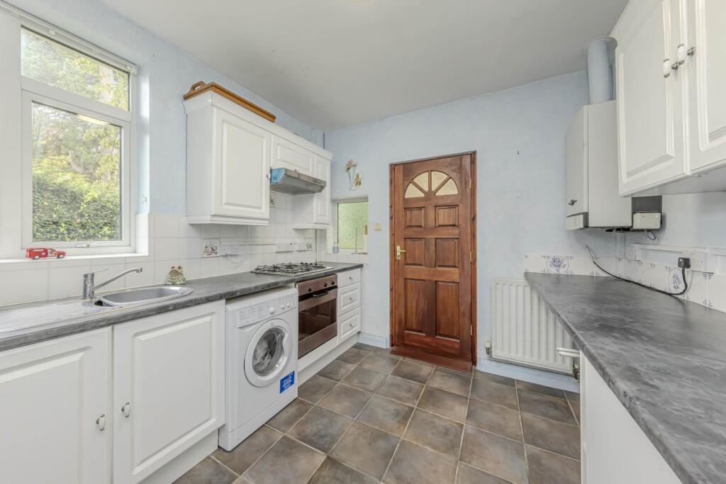 House in Stoke-on-Trent - More