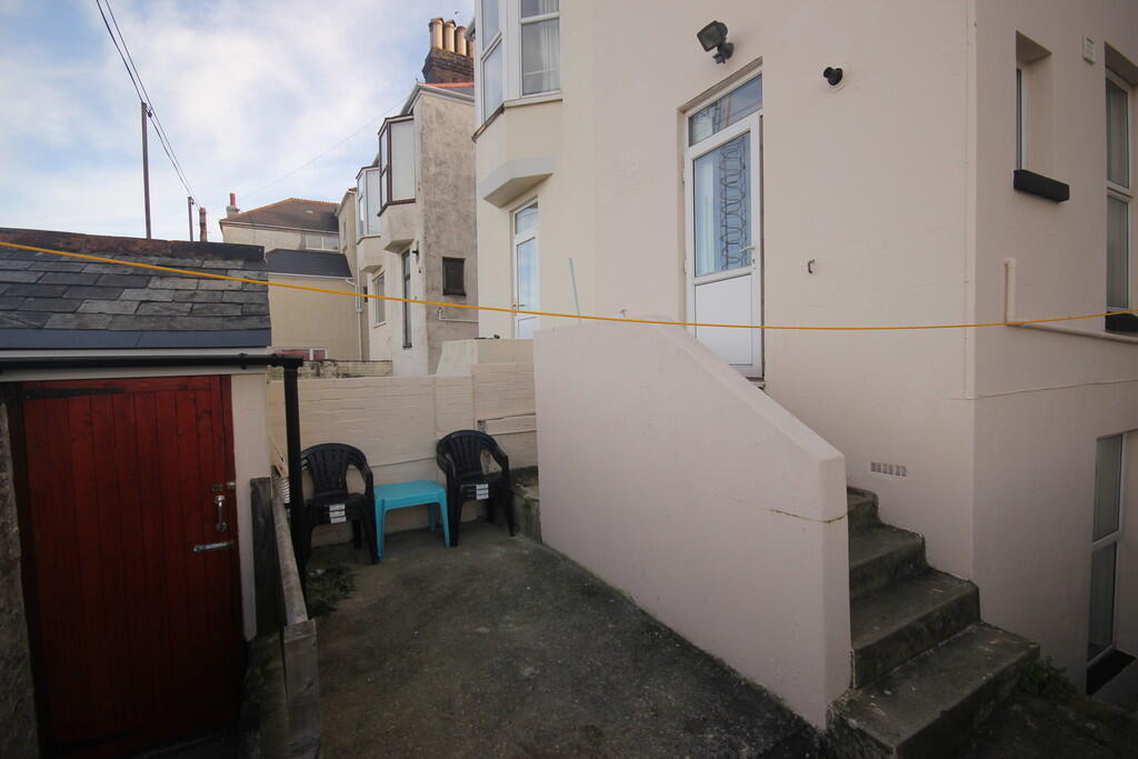 Apartment in Plymouth, Greenbank - View 4