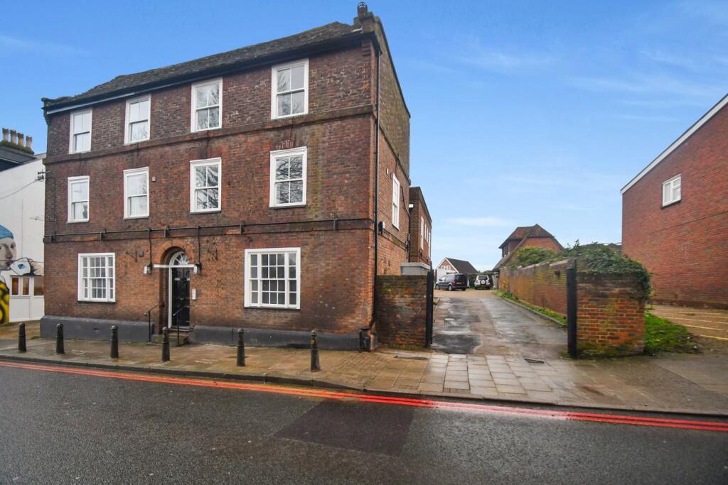 Main image of property: High Street, Rainham, Gillingham, ME8