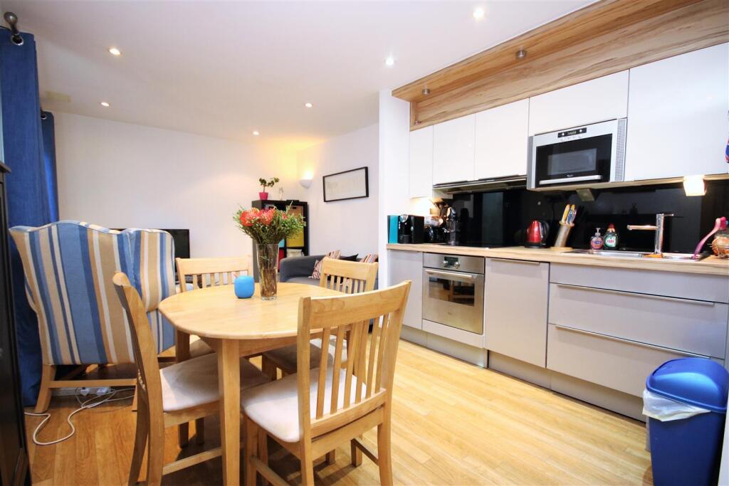 Main image of property: Terrace Apartments 40 Drayton Park, Highbury