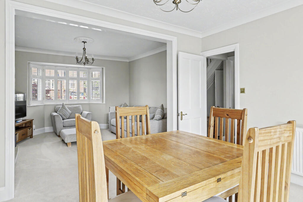House in Stevenage, Old Town - View 5