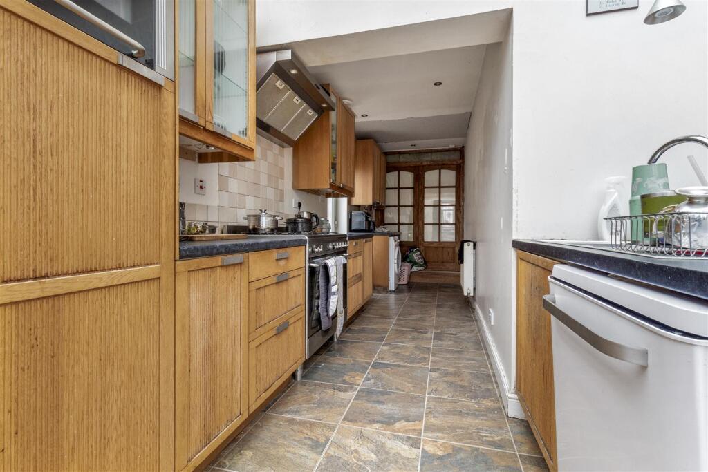 House in Brighton - View 3