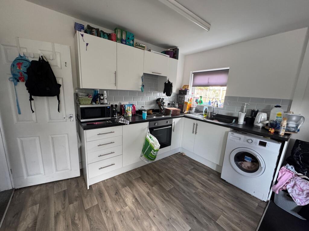 House in Doncaster - View 3
