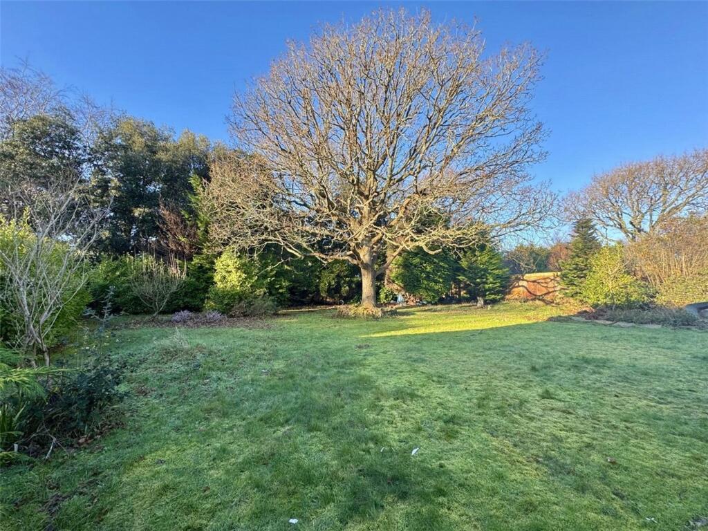House in Southampton - View 3