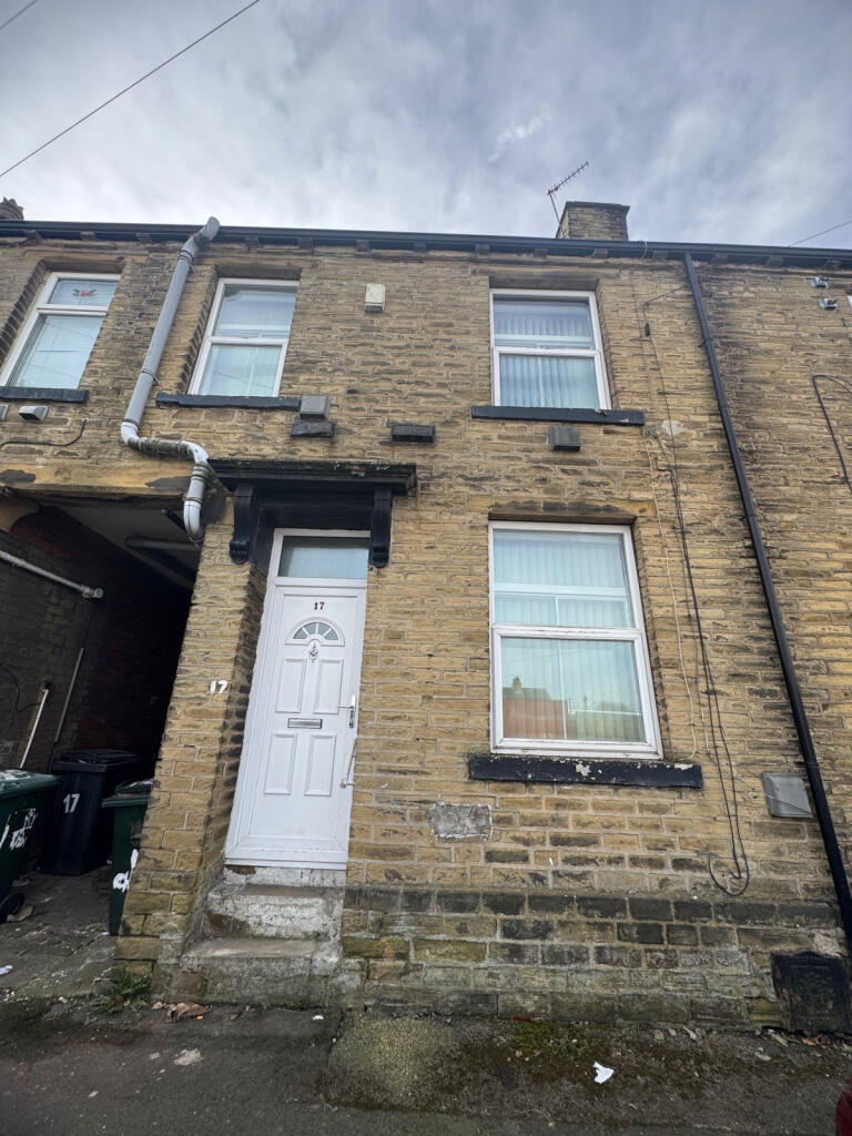 Main image of property: Bradford, BD5