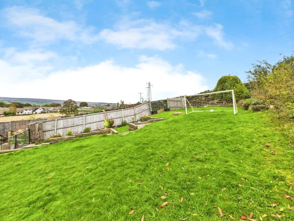 Additional image 16 of Harden Grove, Long Lee