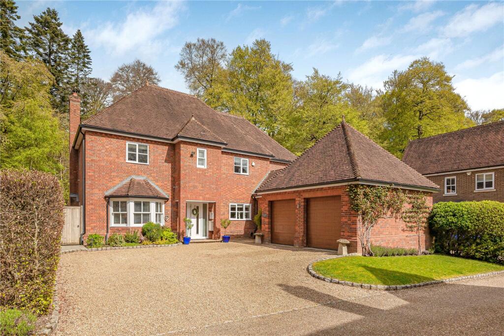 Main image of property: Kingwood, RG9 5WA