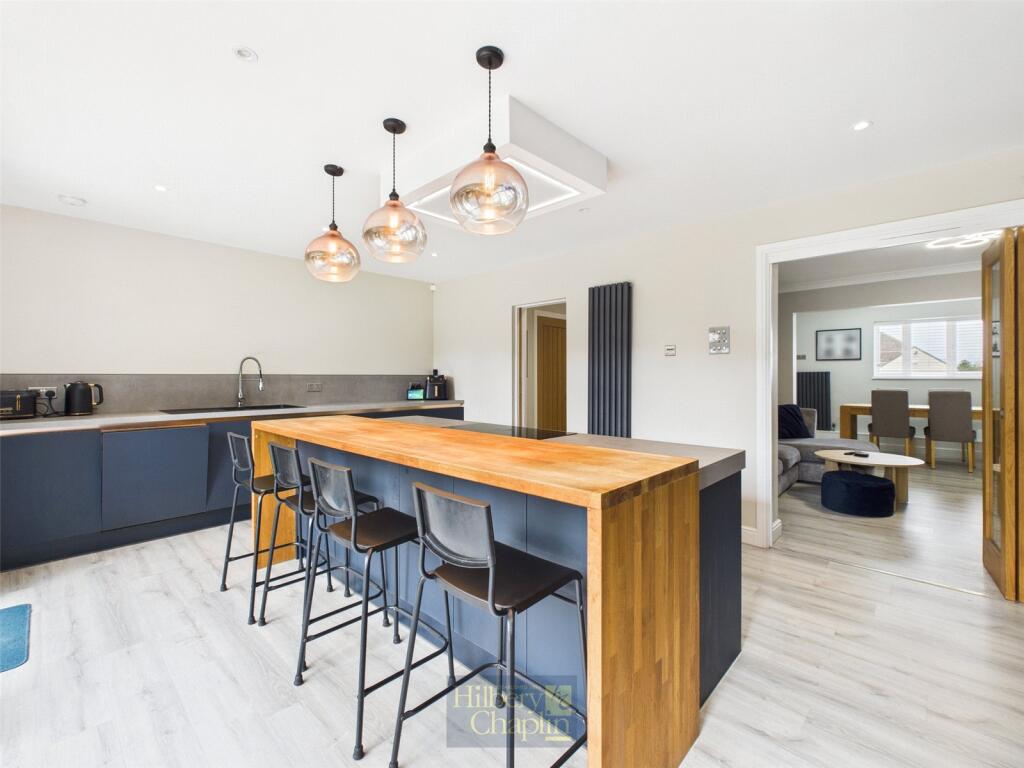 Common Road, Ingrave, Brentwood, Essex, CM13 photo 4