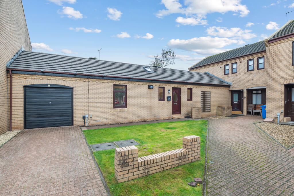 Main image of property: 14 Glenlyon Grove, Stanecastle, Irvine KA11 1RN