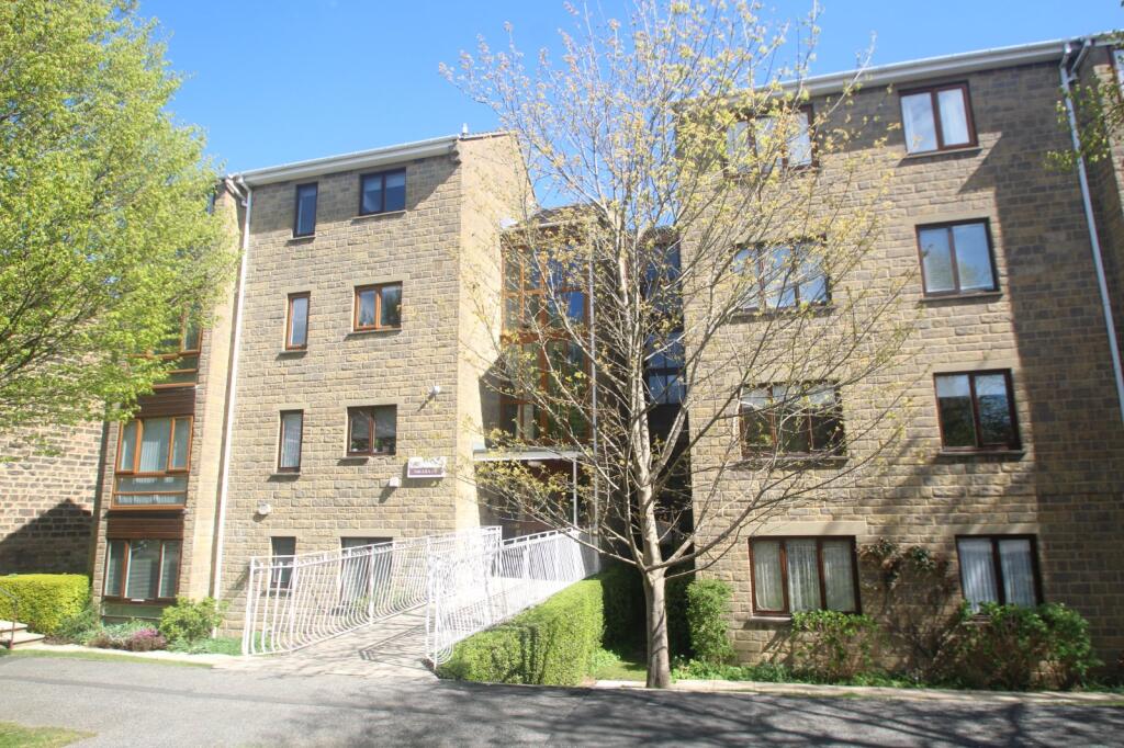 Main image of property: Radlyn Park, West End Avenue, Harrogate, Yorkshire, HG2