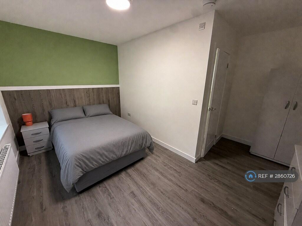 Main image of property: Foxlydiate Crescent, Redditch, B97