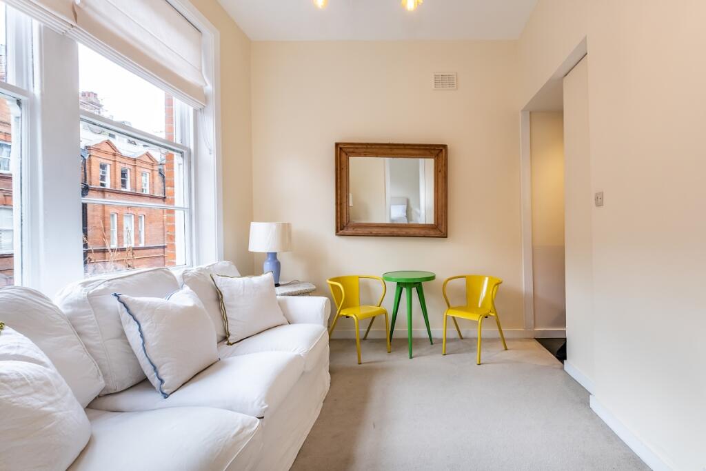 Apartment in London - View 2