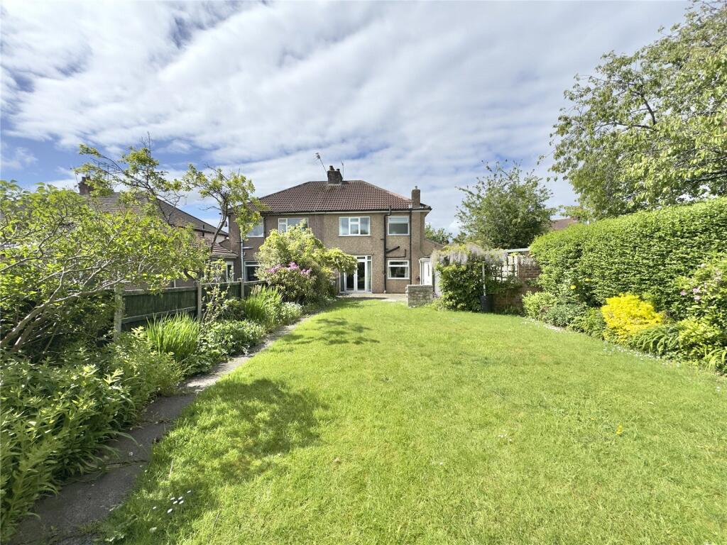 Ravenswood Road, Heswall, Wirral, CH61 photo 2